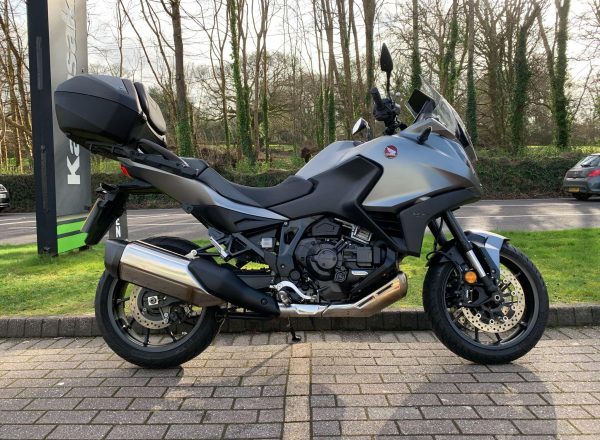 8721058x2048x1536_FFFFFF_L_0