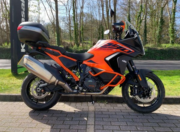 8817382x2048x1536_FFFFFF_L_0