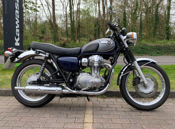 8841231x2048x1536_FFFFFF_L_0