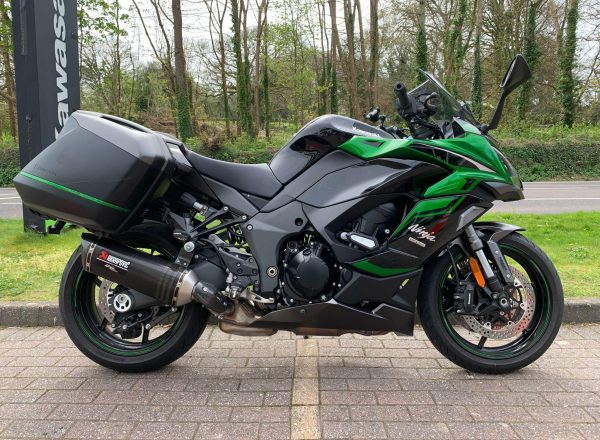 8841263x2048x1536_FFFFFF_L_0