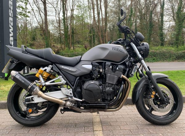 8841423x2048x1536_FFFFFF_L_0