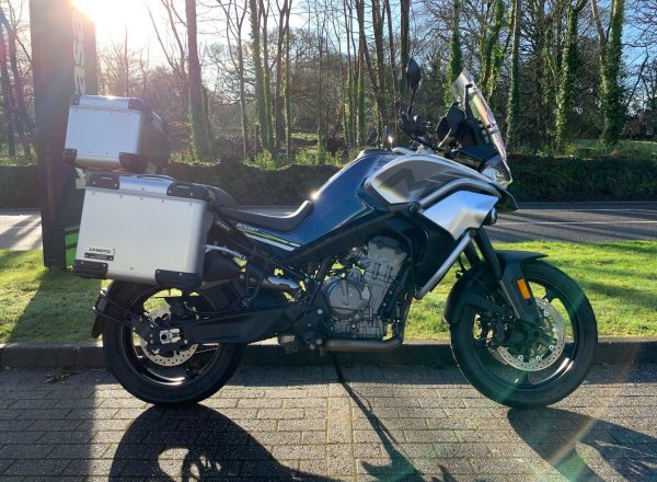 2022 CFMOTO 800MT Sport